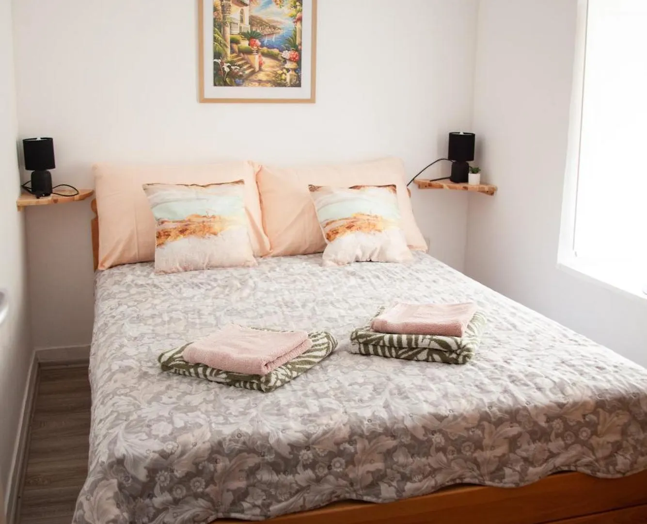 Portside House-Apartments Kastela 0*,  Croatia