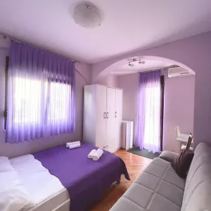 Studio Near Split Airport Kastela