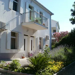 Apartament Grgin, Kaštela